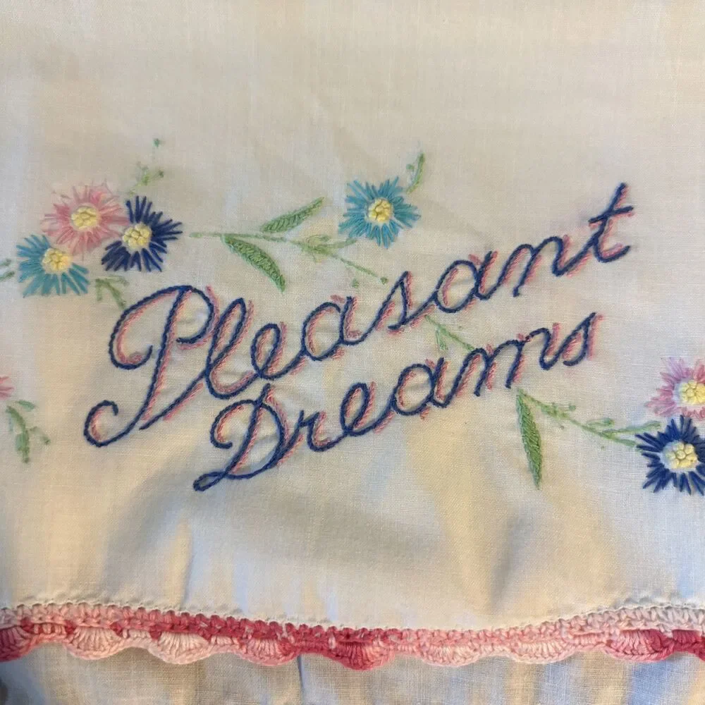 Pleasant Dreams Scalloped Edge Handstitched Pillowcases Standard Sz Vintage READ